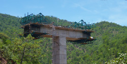 Puente �Pueblo Nuevo�